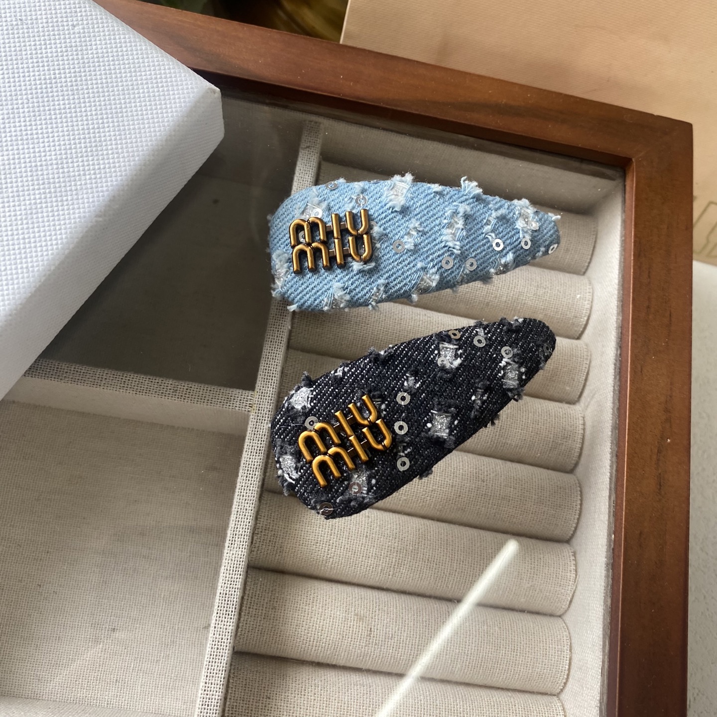 Miu Miu Velvet Butterfly Clip: Embossed Wings with Micro Crystal Details 10 i1752474214510 3870 0 0