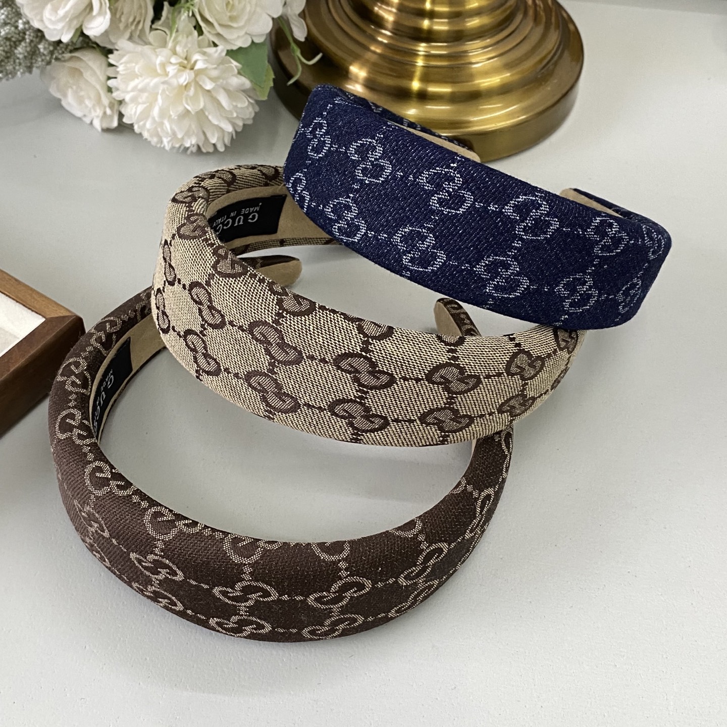 Gucci Tiger Head Statement Headband: Embroidered Motif on Satin Band 10 i1760931170210 8025 0 4