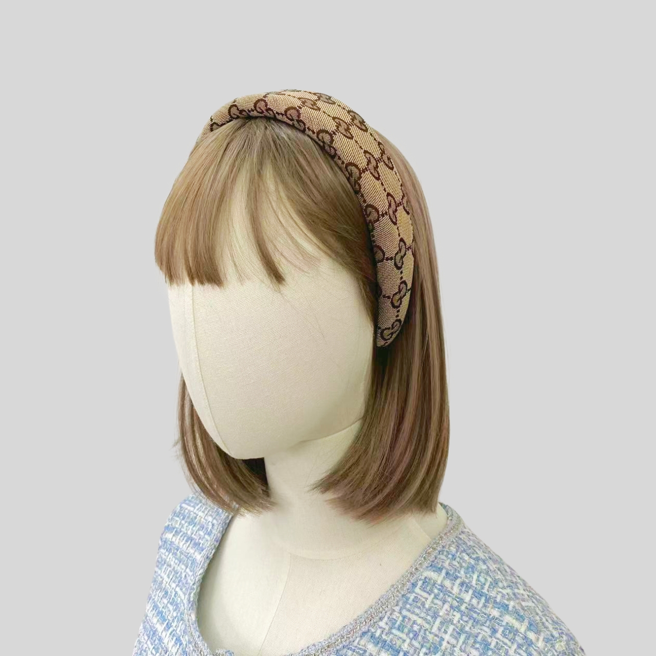 Gucci Tiger Head Statement Headband: Embroidered Motif on Satin Band 13 o 1j7vu4qum1n769551uc81n6b1bhb5