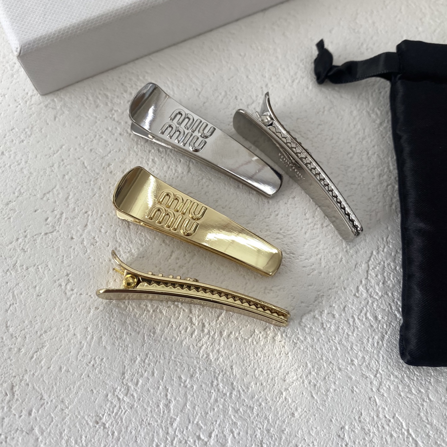 Miu Miu Matelassé Leather Hair Pin: Quilted Pattern with Mini Logo Charm 16 i1761973857719 3222 0 0