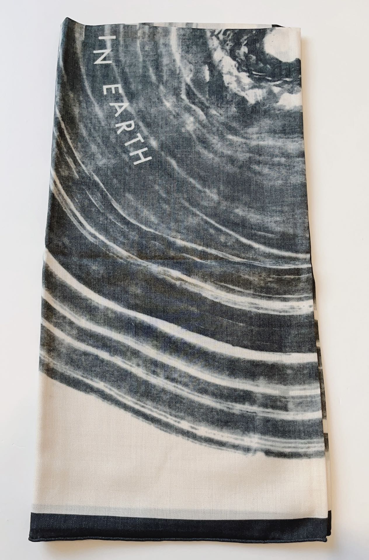 Louis Vuitton Haute Couture Haute Couture Artisanal Silk Scarf Shawl 2