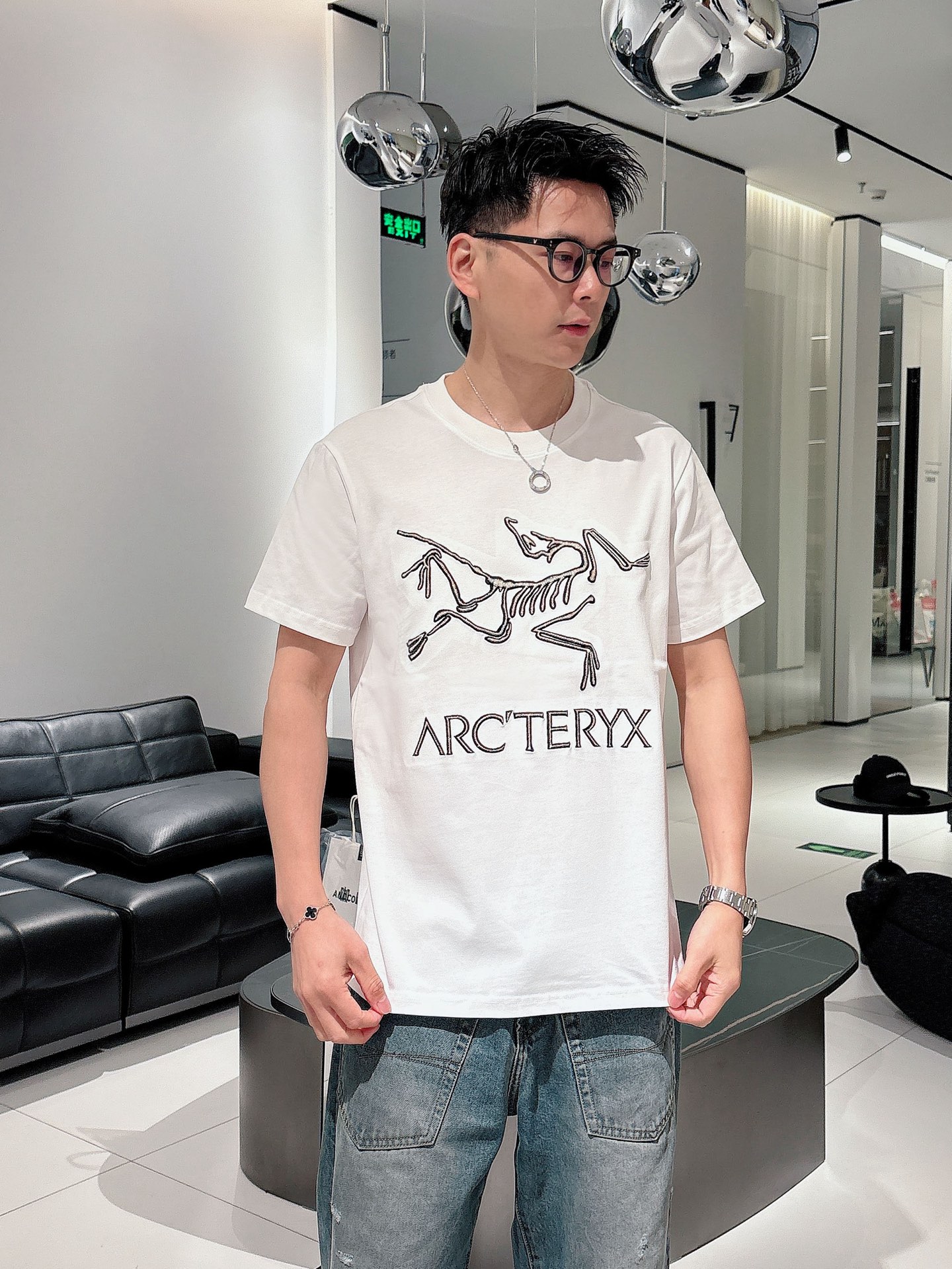 Arc'teryx Relaxed Fit Crew Neck Cotton T-Shirt with Logo 1 i1740735405809 7080 0 0