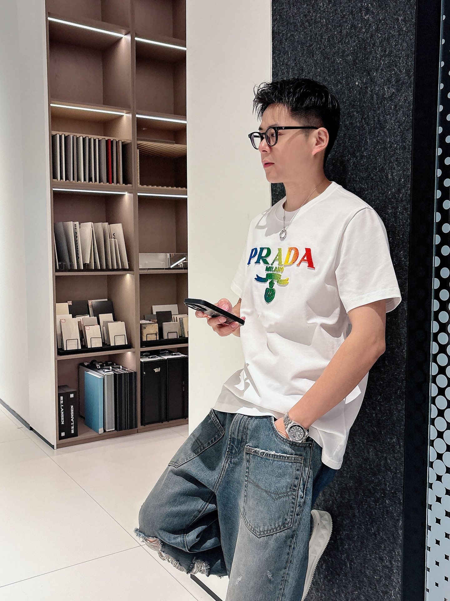 Prada Milano Logo T-Shirt - Comfortable Cotton Tee for Men, Casual Style 8 i1740736412329 7100 0 7