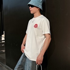 moncle *蒙家 2026春夏新款男女同情侣款👫休闲宽松棉质圆领短袖T恤衫!贸易公司渠道稀出,同步官 moncle *蒙家 2026春夏新款男女同情侣款👫休闲宽松棉质圆领短袖T恤衫!贸易公司渠道稀出,同步官