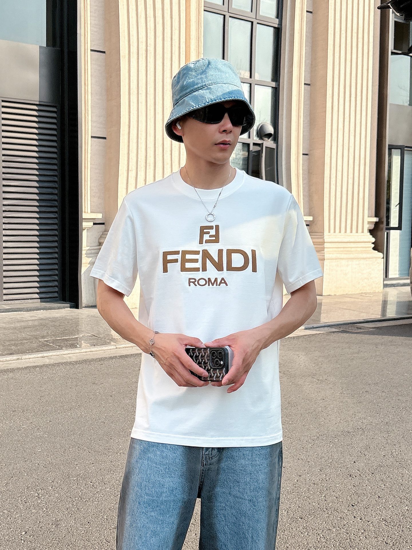 fend*芬家 2026春夏新款男女同情侣款👫休闲宽松棉质圆领短袖T恤衫！贸易公司渠道稀出，同步官网发售