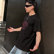 范家 2026春夏新款男女同情侣款👫休闲宽松棉质圆领短袖T恤衫!贸易公司渠道稀出,同步官网发售 ! 范家 2026春夏新款男女同情侣款👫休闲宽松棉质圆领短袖T恤衫!贸易公司渠道稀出,同步官网发售 !