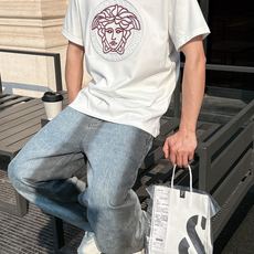 范家 2026春夏新款男女同情侣款👫休闲宽松棉质圆领短袖T恤衫!贸易公司渠道稀出,同步官网发售 ! 范家 2026春夏新款男女同情侣款👫休闲宽松棉质圆领短袖T恤衫!贸易公司渠道稀出,同步官网发售 !