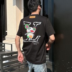 lv家 2026春夏新款男女同情侣款👫休闲宽松棉质圆领短袖T恤衫!贸易公司渠道稀出,同步官网发售 ! lv家 2026春夏新款男女同情侣款👫休闲宽松棉质圆领短袖T恤衫!贸易公司渠道稀出,同步官网发售 !