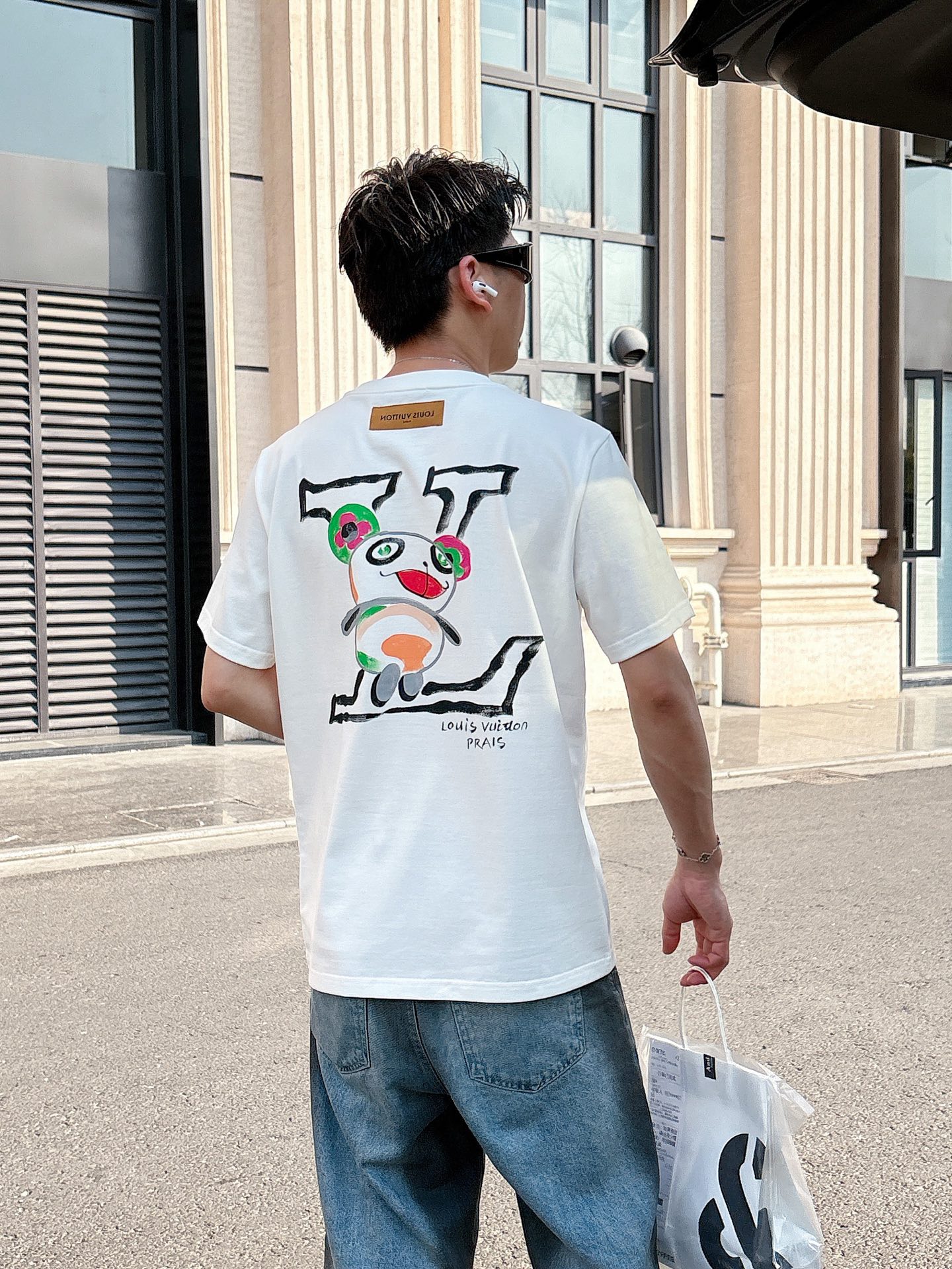 lv家 2026春夏新款男女同情侣款👫休闲宽松棉质圆领短袖T恤衫！贸易公司渠道稀出，同步官网发售 ！  