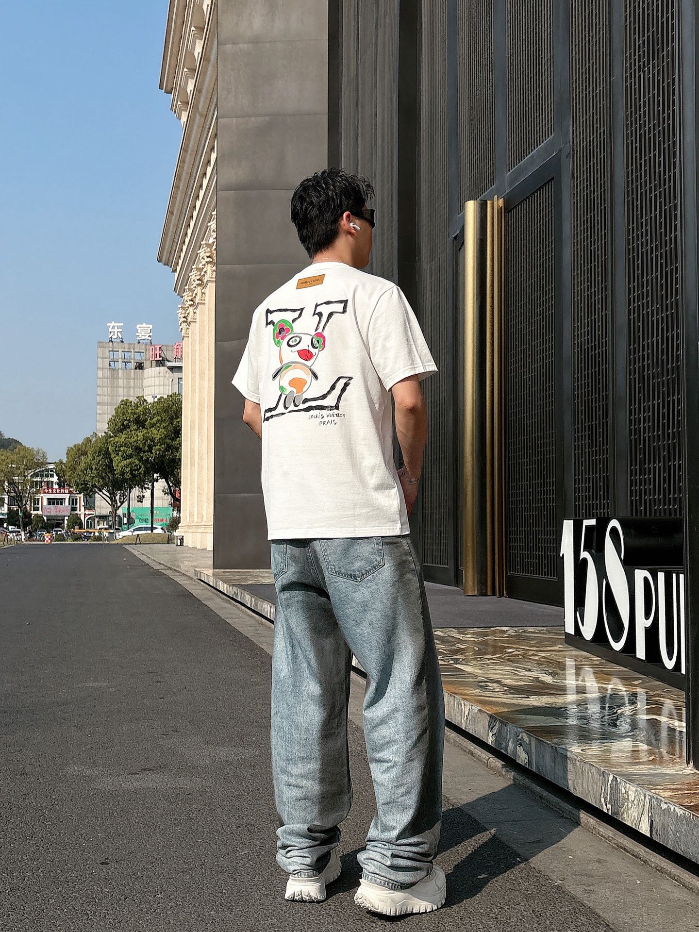 lv家 2026春夏新款男女同情侣款👫休闲宽松棉质圆领短袖T恤衫！贸易公司渠道稀出，同步官网发售 ！  