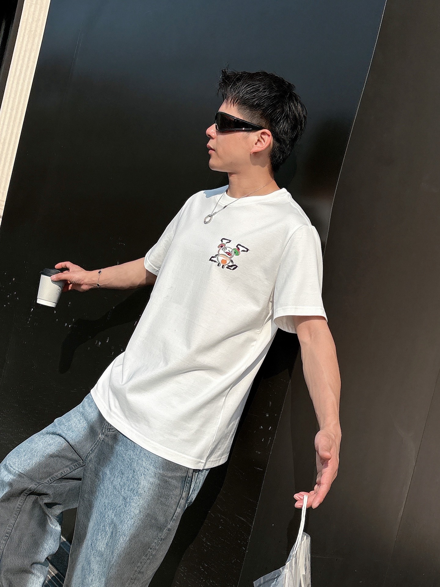 lv家 2026春夏新款男女同情侣款👫休闲宽松棉质圆领短袖T恤衫！贸易公司渠道稀出，同步官网发售 ！  