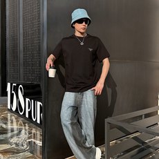 Prad*普家 2026春夏新款男女同情侣款👫休闲宽松棉质圆领短袖T恤衫!贸易公司渠道稀出,同步官网发售 Prad*普家 2026春夏新款男女同情侣款👫休闲宽松棉质圆领短袖T恤衫!贸易公司渠道稀出,同步官网发售