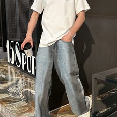 Prad*普家 2026春夏新款男女同情侣款👫休闲宽松棉质圆领短袖T恤衫!贸易公司渠道稀出,同步官网发售 Prad*普家 2026春夏新款男女同情侣款👫休闲宽松棉质圆领短袖T恤衫!贸易公司渠道稀出,同步官网发售