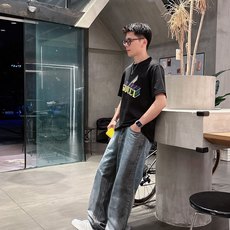。Gucci古驰💥独家专供新款原单男士休闲短袖 高端定制 高版本 时尚百搭爆款⚠️⚠️✨✨进口面料 手感 。Gucci古驰💥独家专供新款原单男士休闲短袖 高端定制 高版本 时尚百搭爆款⚠️⚠️✨✨进口面料 手感
