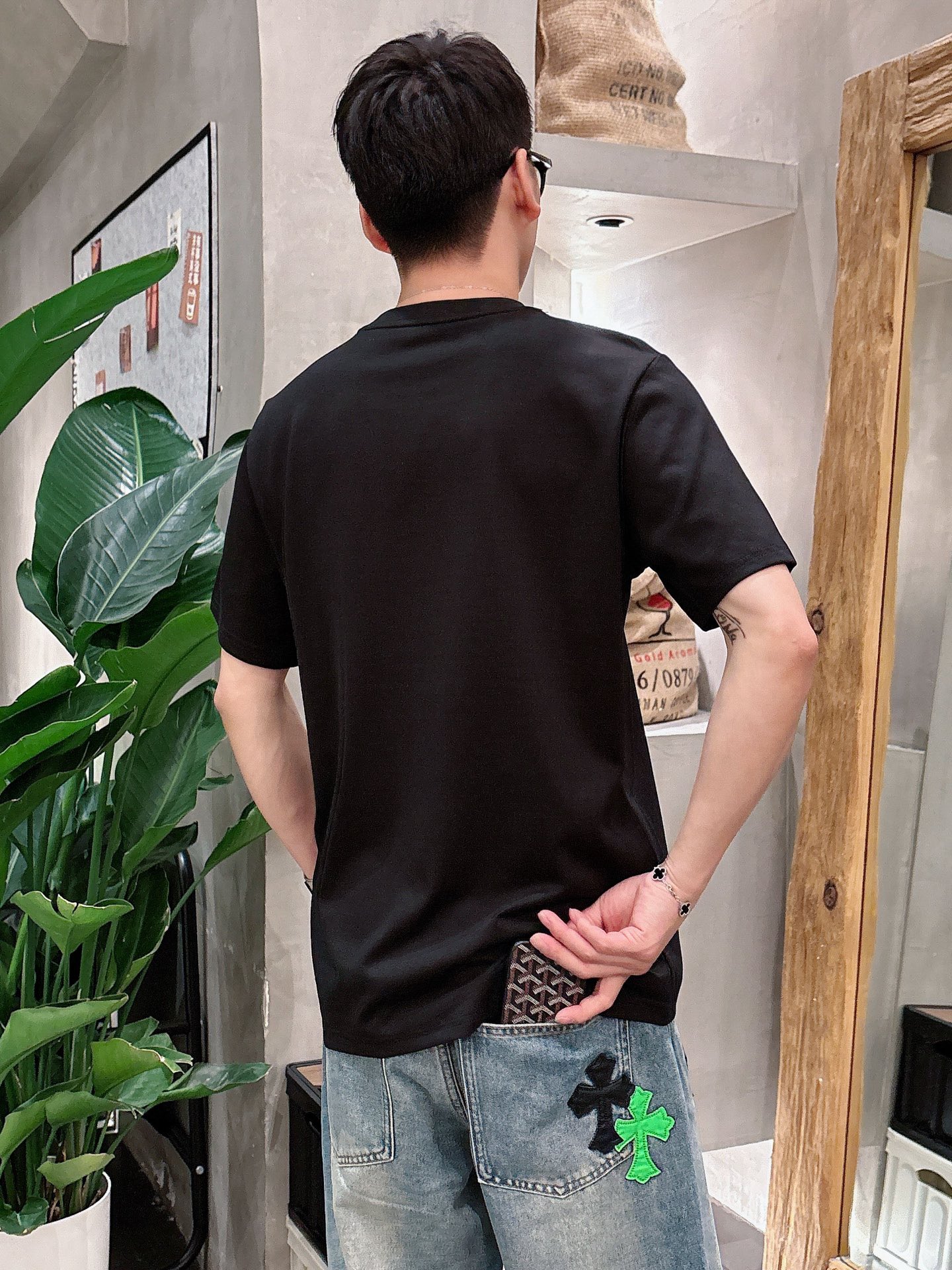 。Dior迪奥💥独家专供新款原单男士休闲短袖 高端定制 高版本 时尚百搭爆款⚠️⚠️✨✨进口面料 手感超