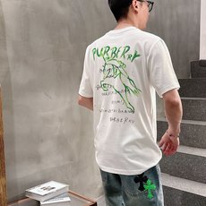 。Burberry巴宝莉💥独家专供新款原单男士休闲短袖 高端定制 高版本 时尚百搭爆款⚠️⚠️✨✨进口面 。Burberry巴宝莉💥独家专供新款原单男士休闲短袖 高端定制 高版本 时尚百搭爆款⚠️⚠️✨✨进口面