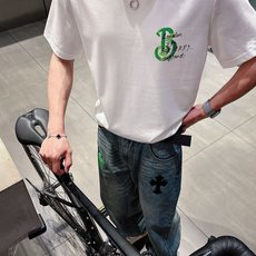 。Burberry巴宝莉💥独家专供新款原单男士休闲短袖 高端定制 高版本 时尚百搭爆款⚠️⚠️✨✨进口面 。Burberry巴宝莉💥独家专供新款原单男士休闲短袖 高端定制 高版本 时尚百搭爆款⚠️⚠️✨✨进口面