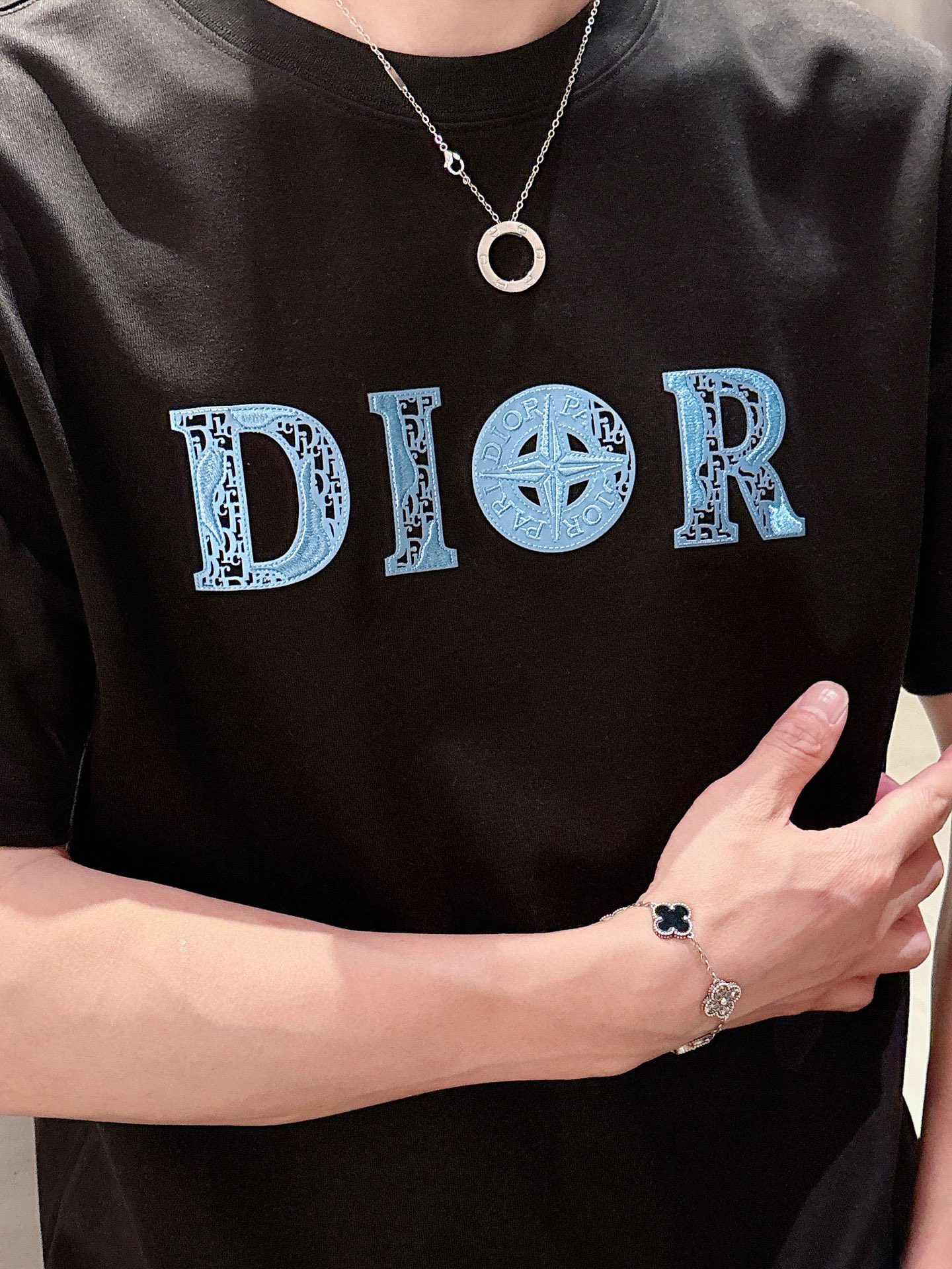 。Dior迪奥💥独家专供新款原单男士休闲短袖 高端定制 高版本 时尚百搭爆款⚠️⚠️✨✨进口面料 手感超