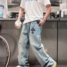 。Dior迪奥💥独家专供新款原单男士休闲短袖 高端定制 高版本 时尚百搭爆款⚠️⚠️✨✨进口面料 手感超 。Dior迪奥💥独家专供新款原单男士休闲短袖 高端定制 高版本 时尚百搭爆款⚠️⚠️✨✨进口面料 手感超