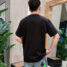 。Prada普拉达💥独家专供新款原单男士休闲短袖 高端定制 高版本 时尚百搭爆款⚠️⚠️✨✨进口面料 手 。Prada普拉达💥独家专供新款原单男士休闲短袖 高端定制 高版本 时尚百搭爆款⚠️⚠️✨✨进口面料 手