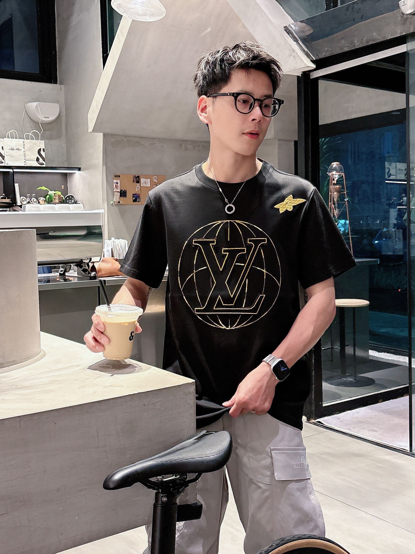 。Louis Vuitton路易威登💥独家专供新款原单男士休闲短袖 高端定制 高版本 时尚百搭爆款⚠️⚠