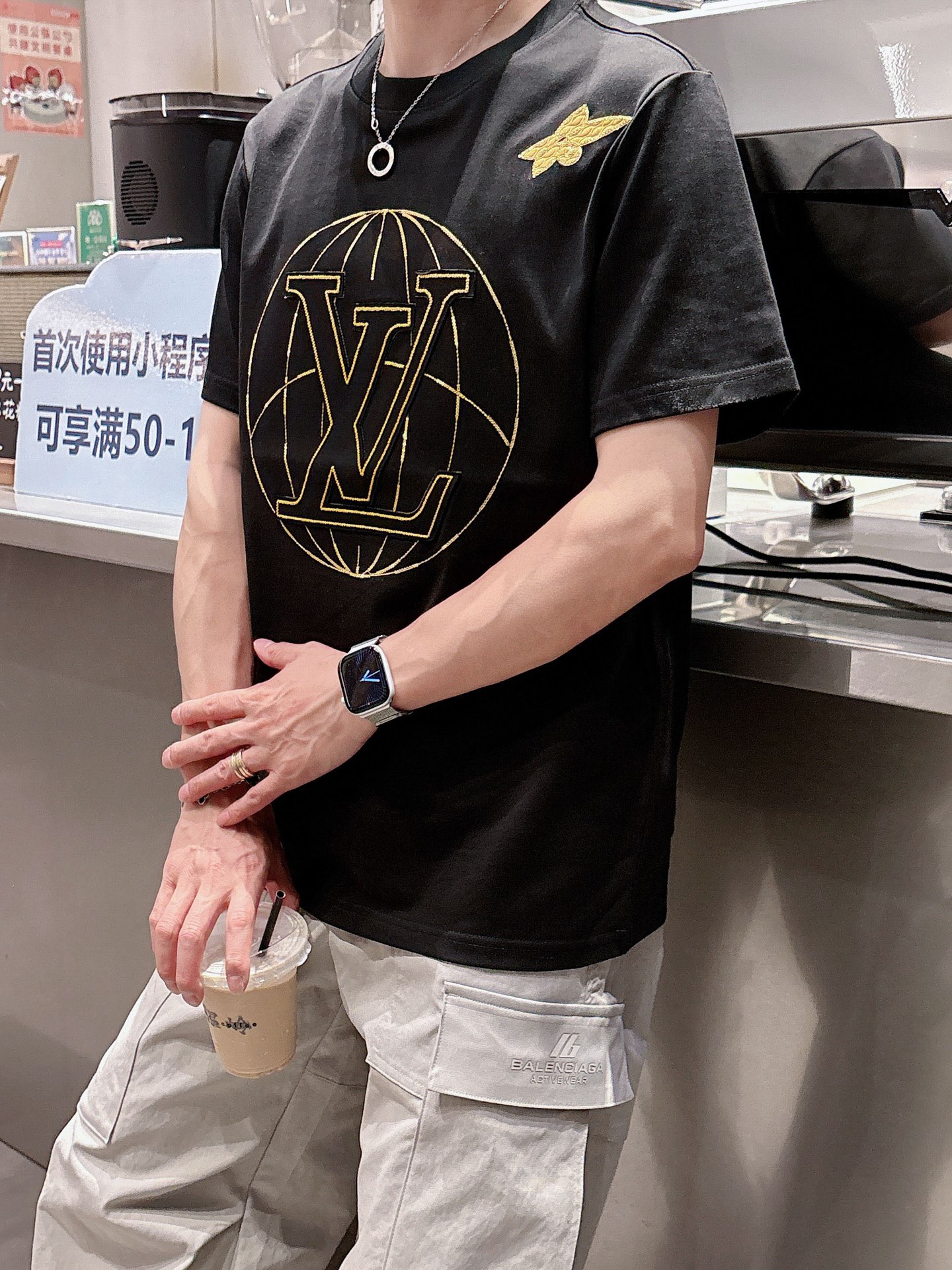 。Louis Vuitton路易威登💥独家专供新款原单男士休闲短袖 高端定制 高版本 时尚百搭爆款⚠️⚠