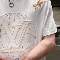 。Louis Vuitton路易威登💥独家专供新款原单男士休闲短袖 高端定制 高版本 时尚百搭爆款⚠️⚠ 。Louis Vuitton路易威登💥独家专供新款原单男士休闲短袖 高端定制 高版本 时尚百搭爆款⚠️⚠