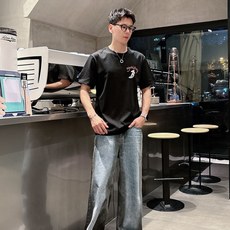 。Burberry巴宝莉💥独家专供新款原单男士休闲短袖 高端定制 高版本 时尚百搭爆款⚠️⚠️✨✨进口面 。Burberry巴宝莉💥独家专供新款原单男士休闲短袖 高端定制 高版本 时尚百搭爆款⚠️⚠️✨✨进口面