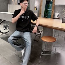 。Moncler 蒙口💥独家专供新款原单男士休闲短袖 高端定制 高版本 时尚百搭爆款⚠️⚠️✨✨进口面料 。Moncler 蒙口💥独家专供新款原单男士休闲短袖 高端定制 高版本 时尚百搭爆款⚠️⚠️✨✨进口面料