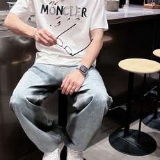 。Moncler 蒙口💥独家专供新款原单男士休闲短袖 高端定制 高版本 时尚百搭爆款⚠️⚠️✨✨进口面料 。Moncler 蒙口💥独家专供新款原单男士休闲短袖 高端定制 高版本 时尚百搭爆款⚠️⚠️✨✨进口面料