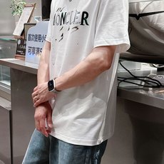 。Moncler 蒙口💥独家专供新款原单男士休闲短袖 高端定制 高版本 时尚百搭爆款⚠️⚠️✨✨进口面料 。Moncler 蒙口💥独家专供新款原单男士休闲短袖 高端定制 高版本 时尚百搭爆款⚠️⚠️✨✨进口面料