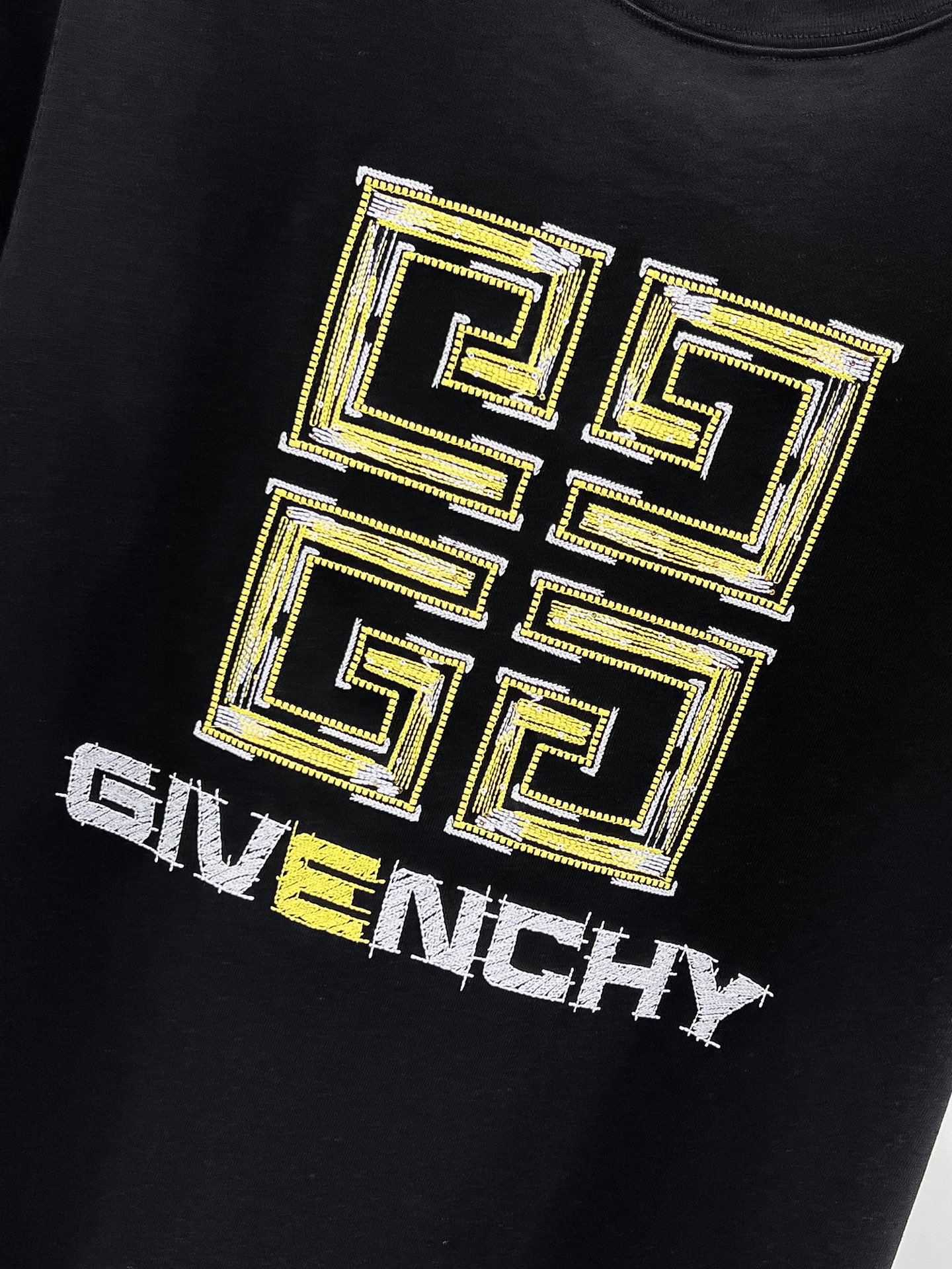 GVC men ss T 1 1 logo — photo 4