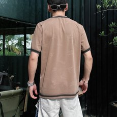 。Burberry巴宝莉💥独家专供新款原单男士休闲短袖 高端定制 高版本 时尚百搭爆款⚠️⚠️✨✨进口面 。Burberry巴宝莉💥独家专供新款原单男士休闲短袖 高端定制 高版本 时尚百搭爆款⚠️⚠️✨✨进口面