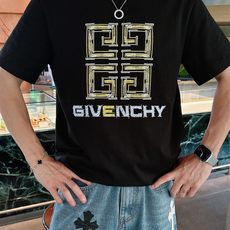 。Givenchy纪梵希 💥独家专供新款原单男士休闲短袖 高端定制 高版本 时尚百搭爆款⚠️⚠️✨✨进口 。Givenchy纪梵希 💥独家专供新款原单男士休闲短袖 高端定制 高版本 时尚百搭爆款⚠️⚠️✨✨进口