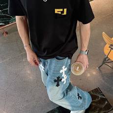 。fendi 芬迪💥独家专供新款原单男士休闲短袖 高端定制 高版本 时尚百搭爆款⚠️⚠️✨✨进口面料 手 。fendi 芬迪💥独家专供新款原单男士休闲短袖 高端定制 高版本 时尚百搭爆款⚠️⚠️✨✨进口面料 手