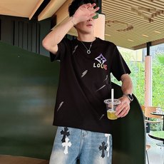 。Louis Vuitton路易威登💥独家专供新款原单男士休闲短袖 高端定制 高版本 时尚百搭爆款⚠️⚠ 。Louis Vuitton路易威登💥独家专供新款原单男士休闲短袖 高端定制 高版本 时尚百搭爆款⚠️⚠