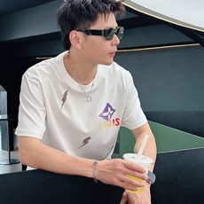 。Louis Vuitton路易威登💥独家专供新款原单男士休闲短袖 高端定制 高版本 时尚百搭爆款⚠️⚠ 。Louis Vuitton路易威登💥独家专供新款原单男士休闲短袖 高端定制 高版本 时尚百搭爆款⚠️⚠