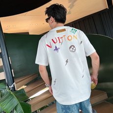 。Louis Vuitton路易威登💥独家专供新款原单男士休闲短袖 高端定制 高版本 时尚百搭爆款⚠️⚠ 。Louis Vuitton路易威登💥独家专供新款原单男士休闲短袖 高端定制 高版本 时尚百搭爆款⚠️⚠