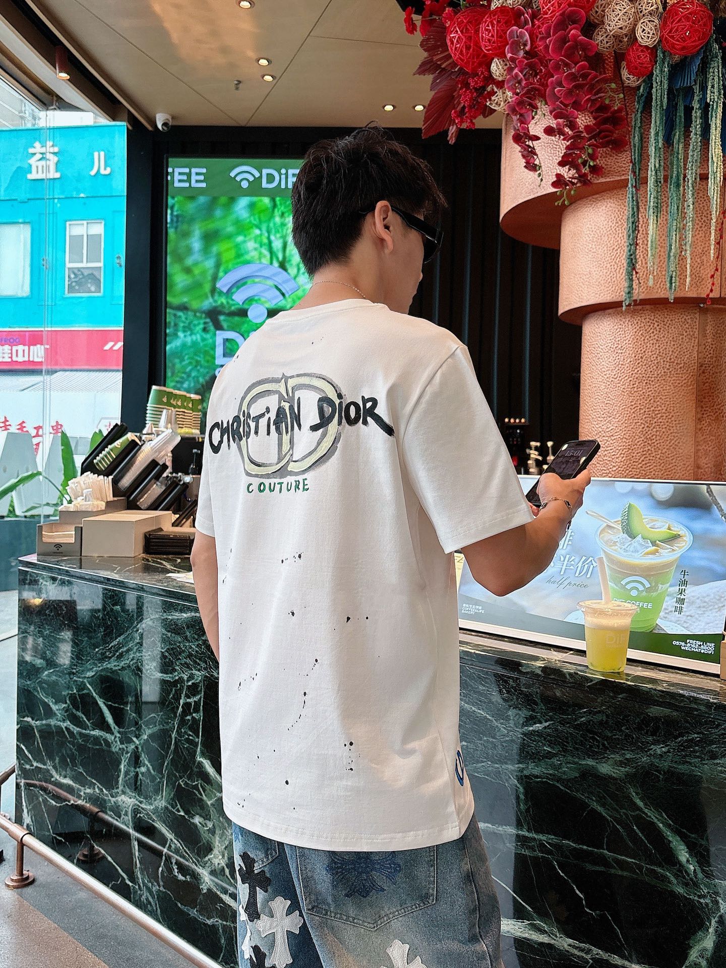 。Dior 迪奥💥独家专供新款原单男士休闲短袖 高端定制 高版本 时尚百搭爆款⚠️⚠️✨✨进口面料 手感