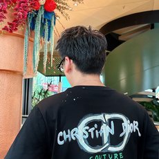 。Dior 迪奥💥独家专供新款原单男士休闲短袖 高端定制 高版本 时尚百搭爆款⚠️⚠️✨✨进口面料 手感 。Dior 迪奥💥独家专供新款原单男士休闲短袖 高端定制 高版本 时尚百搭爆款⚠️⚠️✨✨进口面料 手感