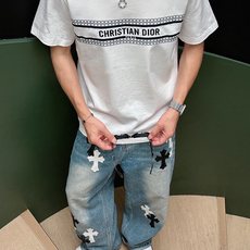 。Dior 迪奥💥独家专供新款原单男士休闲短袖 高端定制 高版本 时尚百搭爆款⚠️⚠️✨✨进口面料 手感 。Dior 迪奥💥独家专供新款原单男士休闲短袖 高端定制 高版本 时尚百搭爆款⚠️⚠️✨✨进口面料 手感
