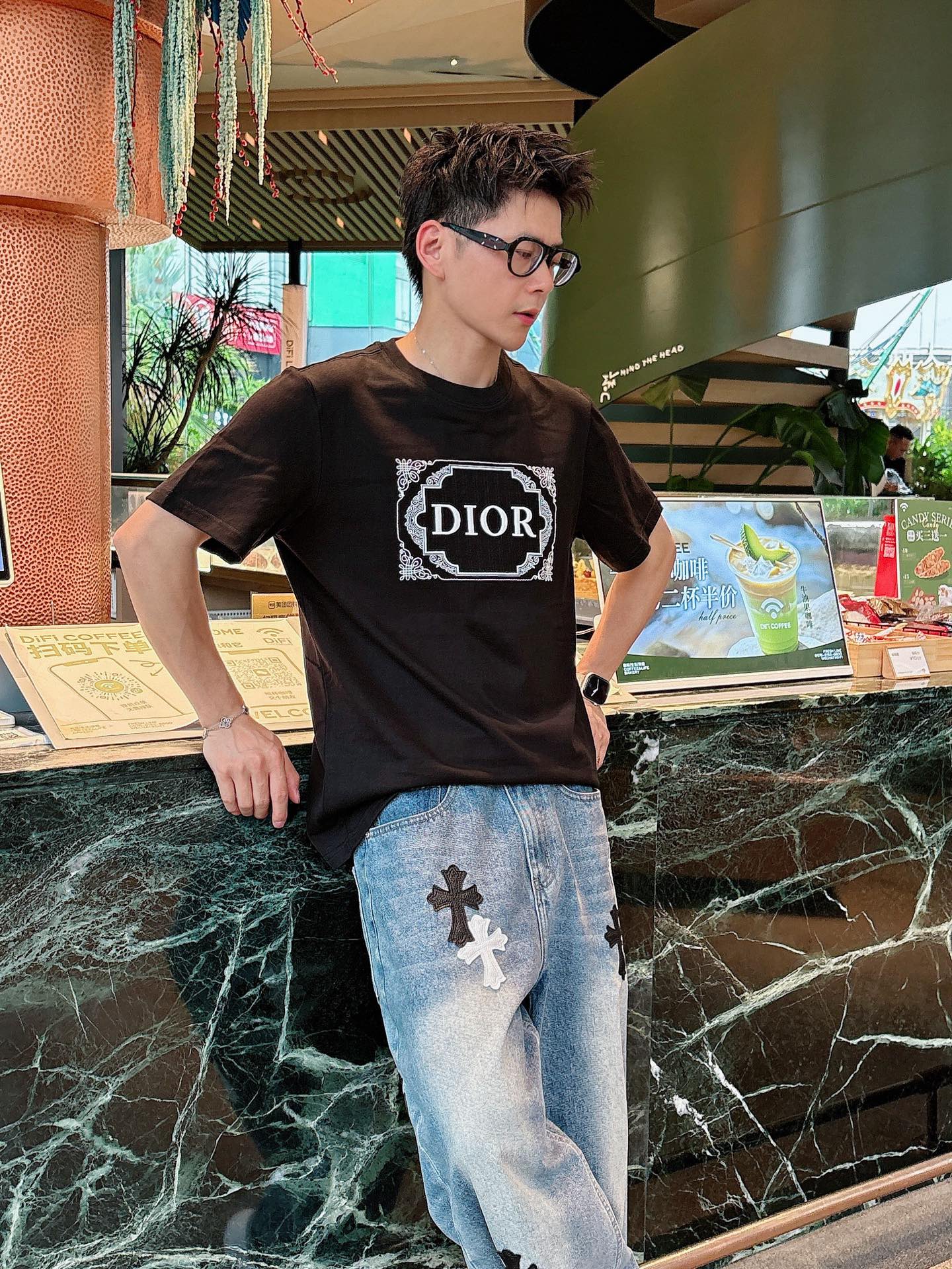 。Dior 迪奥💥独家专供新款原单男士休闲短袖 高端定制 高版本 时尚百搭爆款⚠️⚠️✨✨进口面料 手感
