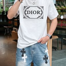 。Dior 迪奥💥独家专供新款原单男士休闲短袖 高端定制 高版本 时尚百搭爆款⚠️⚠️✨✨进口面料 手感 。Dior 迪奥💥独家专供新款原单男士休闲短袖 高端定制 高版本 时尚百搭爆款⚠️⚠️✨✨进口面料 手感
