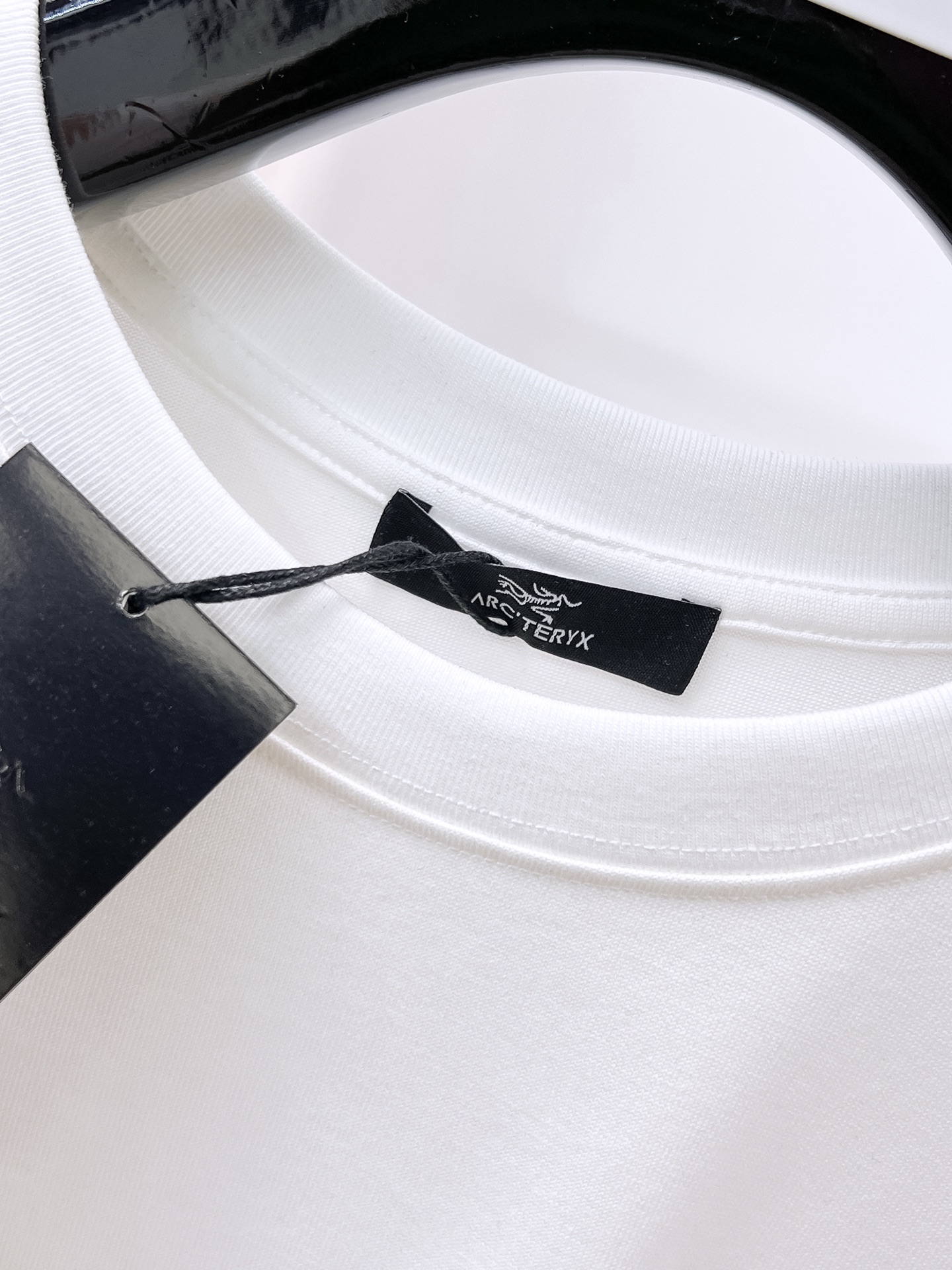 Men's Short Sleeve Crew Neck T-Shirt with Brand Logo - Soft & Comfortable 10 i1749474002529 3098 0 8