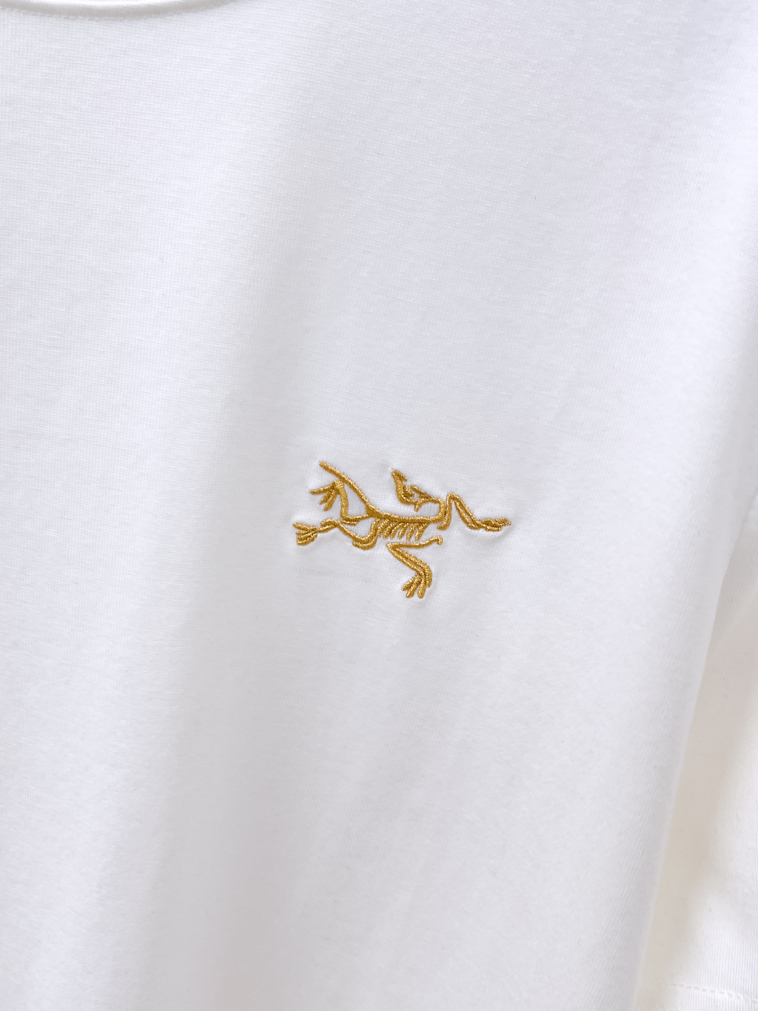 Men's Short Sleeve Crew Neck T-Shirt with Brand Logo - Soft & Comfortable 5 i1749474005147 8146 0 3