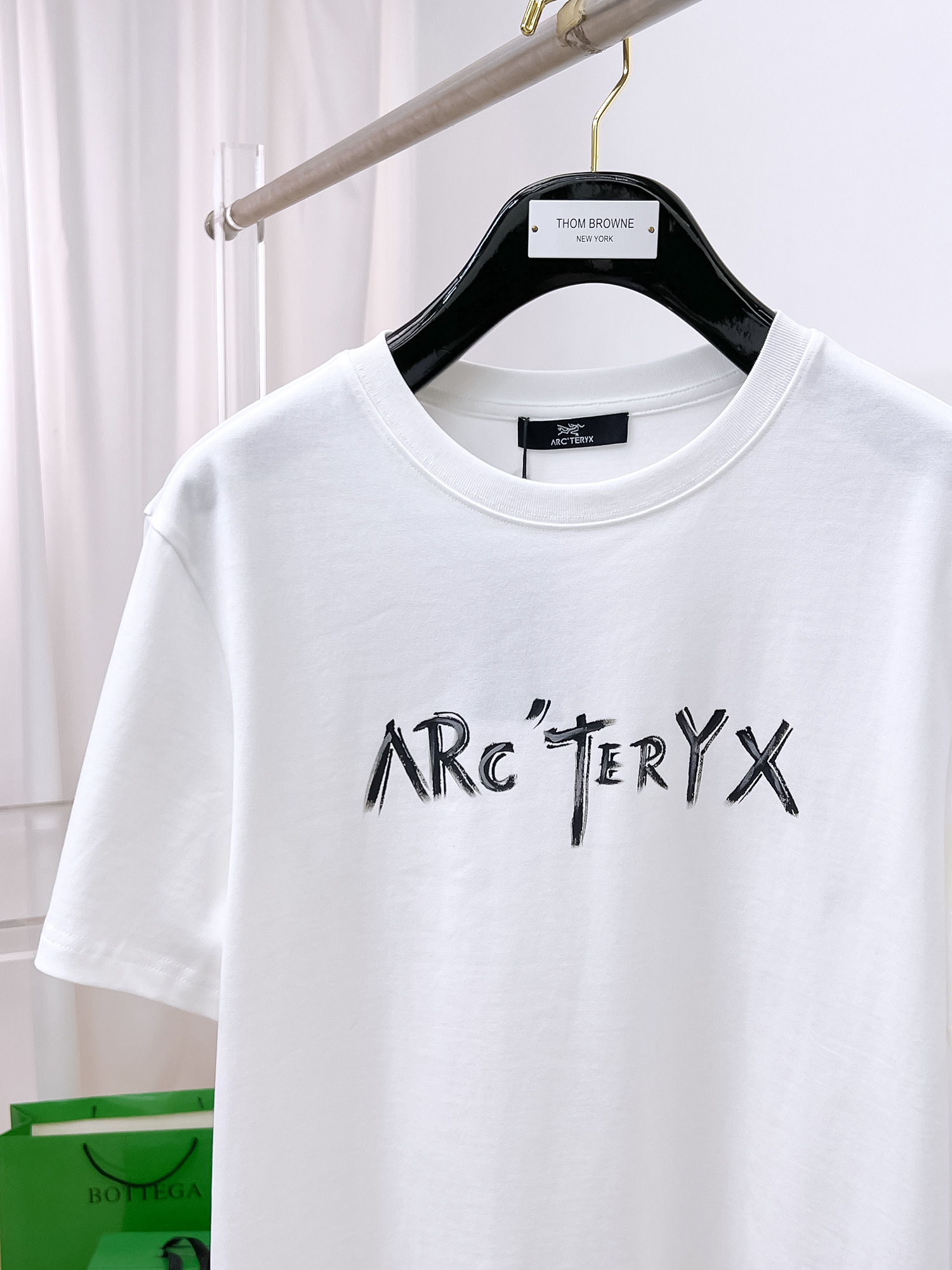Men's Short Sleeve Crew Neck T-Shirt with Logo - Soft & Comfortable 4 i1749474290997 4905 0 2