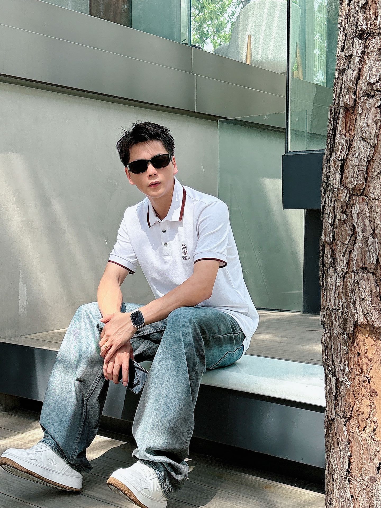 BC
高端推荐 2025春夏专柜新款短袖Polo衫翻领T恤 成功人士必备单品 设计前卫!胸前品牌lo