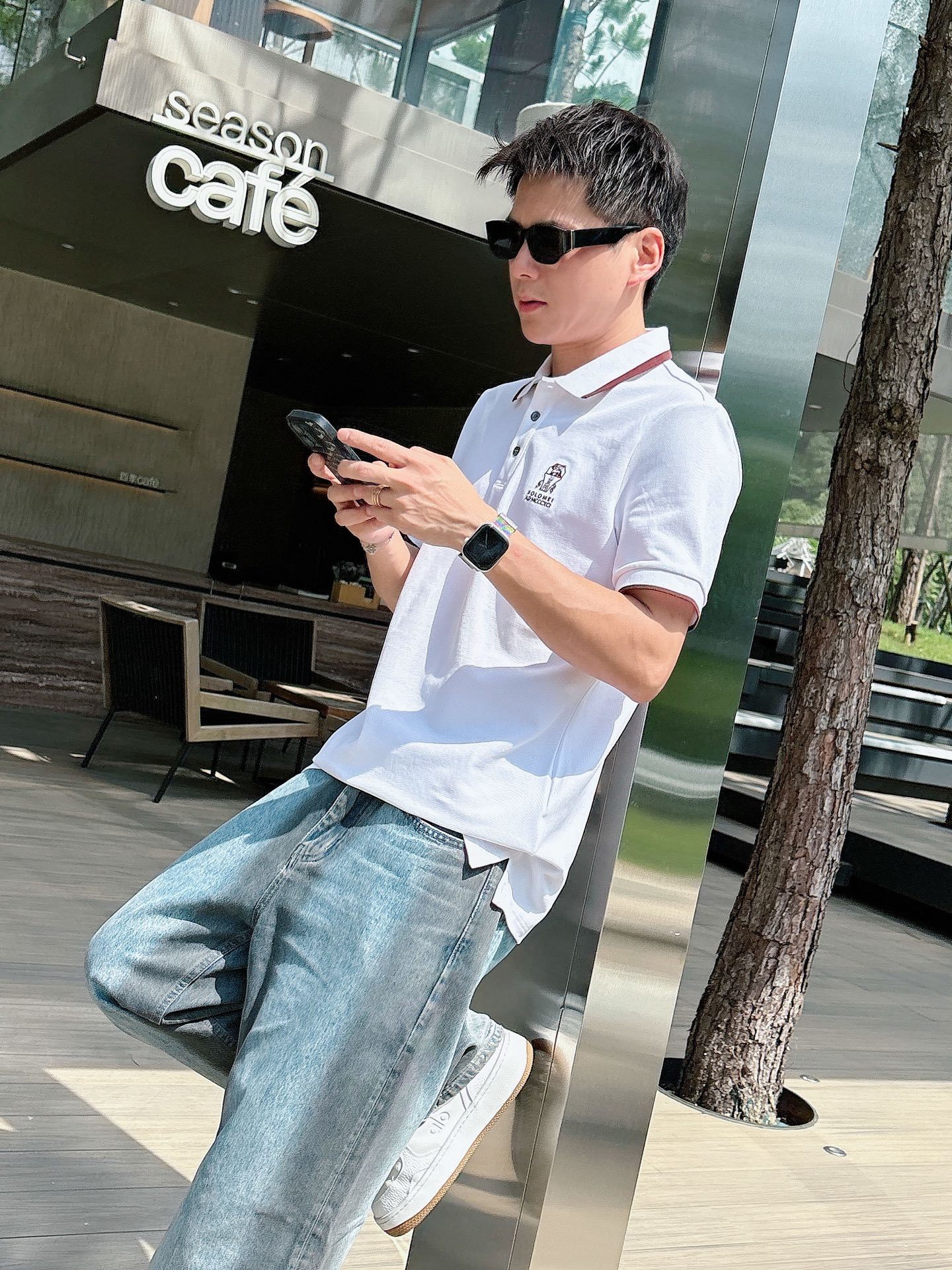 BC
高端推荐 2025春夏专柜新款短袖Polo衫翻领T恤 成功人士必备单品 设计前卫!胸前品牌lo