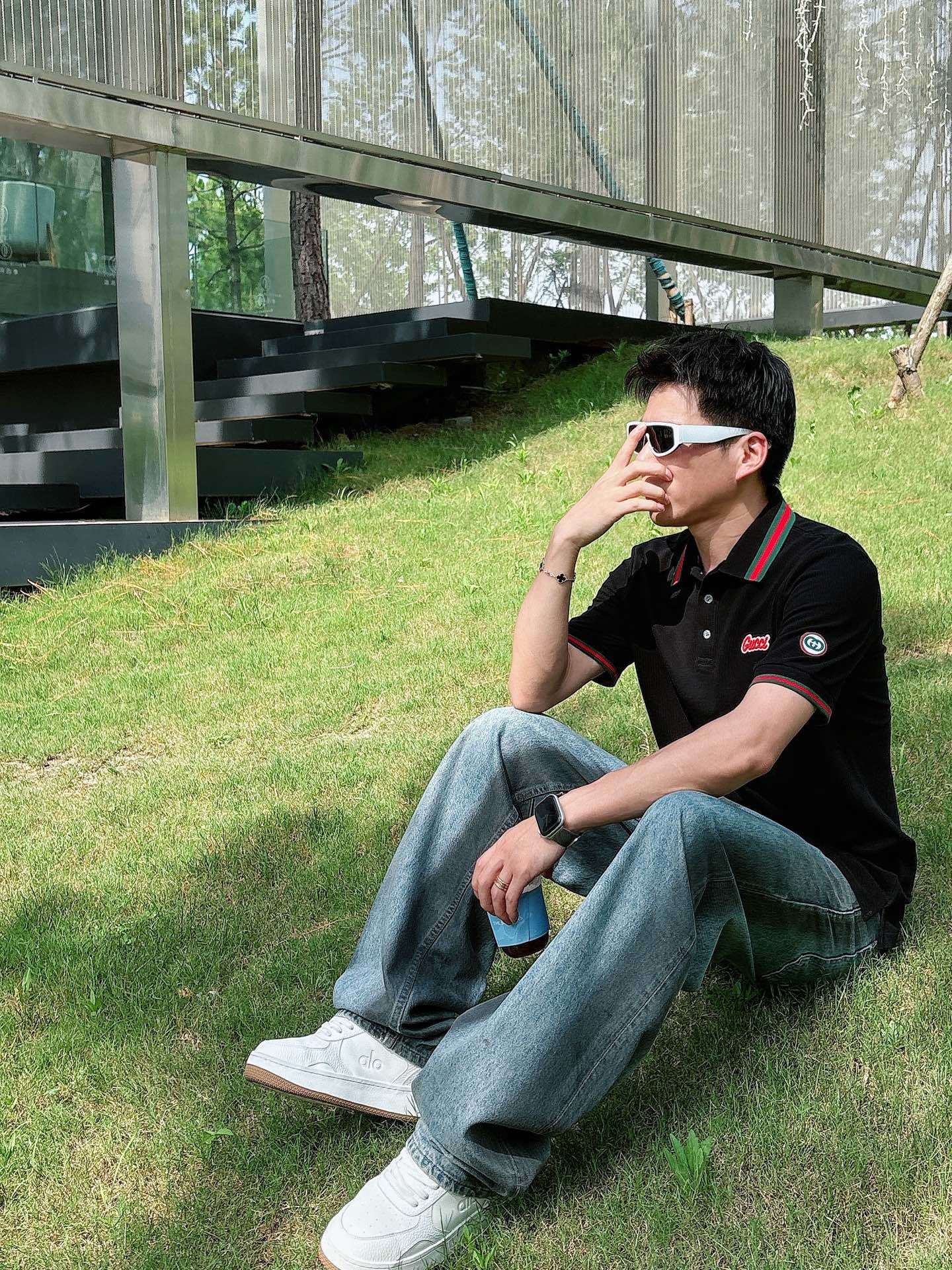 古奇
高端推荐 2025春夏专柜最新款短袖Polo衫翻领T恤 成功人士必备单品 设计前卫!胸前品牌