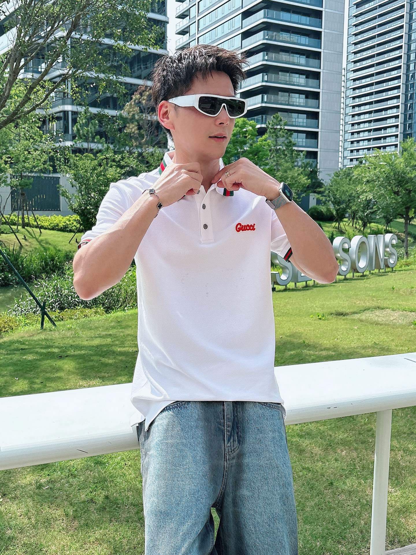 古奇
高端推荐 2025春夏专柜最新款短袖Polo衫翻领T恤 成功人士必备单品 设计前卫!胸前品牌